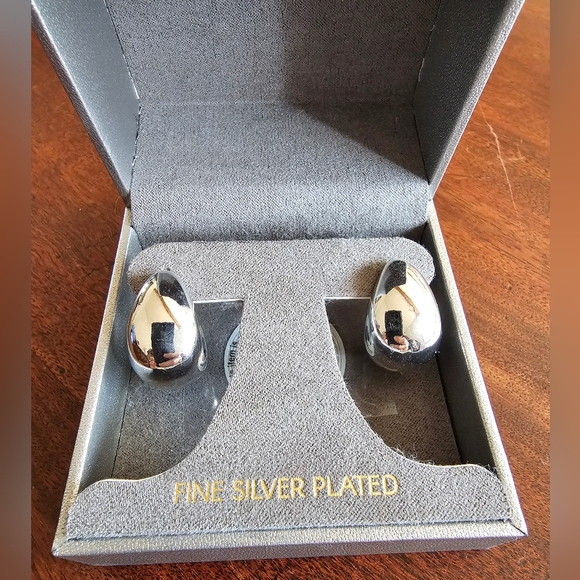 Lussoro earrings - Picture 2 of 6